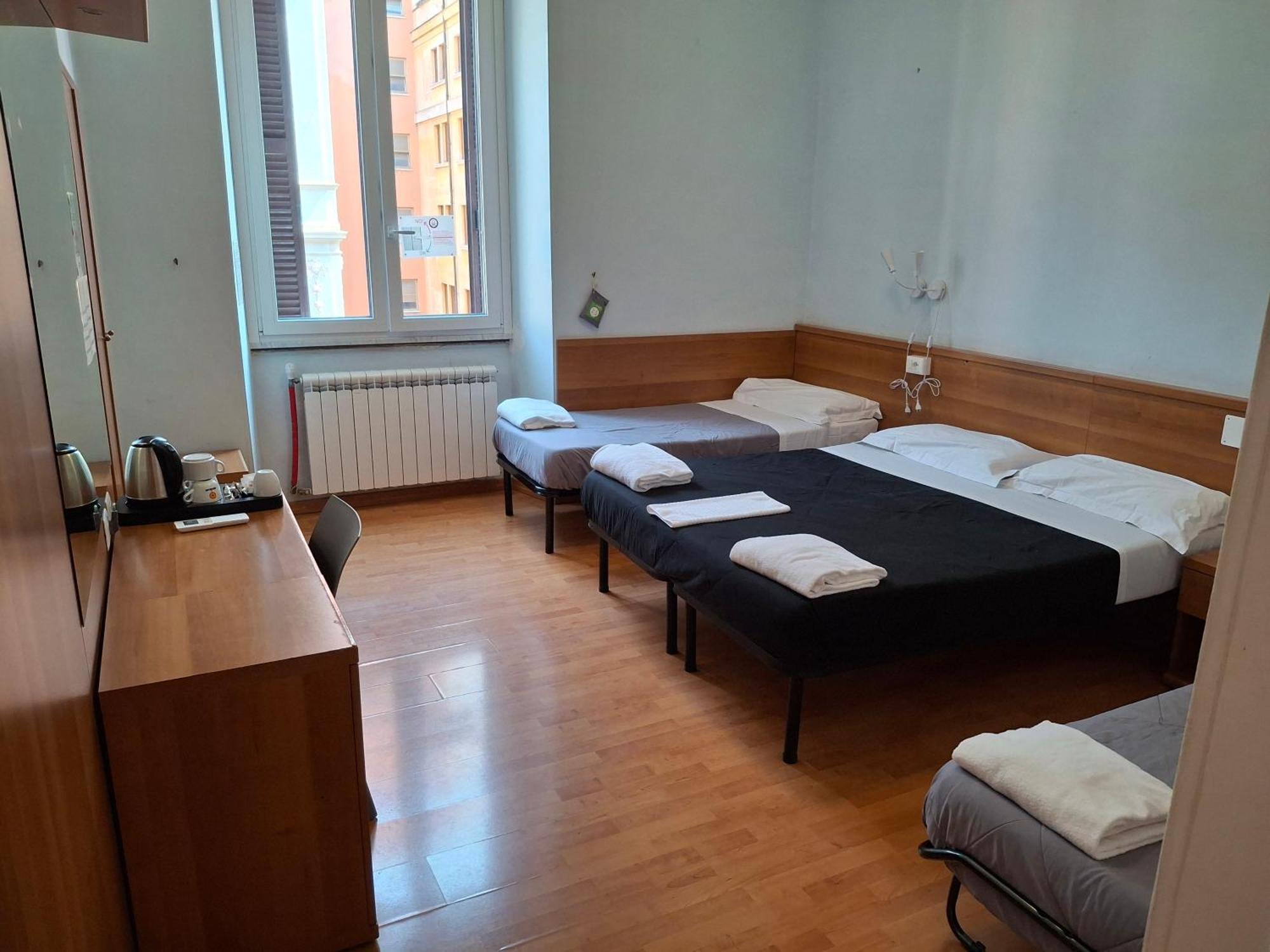 Hotel Big Bang — Foto 1
